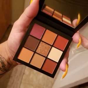 Huda beauty warm obsession palette new in box